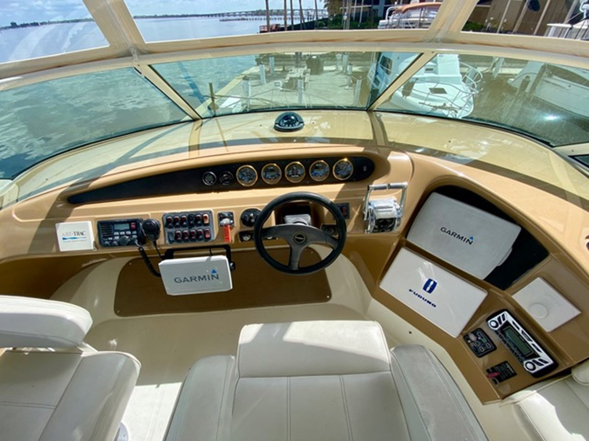 https://arconyachts.ams3.digitaloceanspaces.com/147824/conversions/large_2985515-optimize.jpg