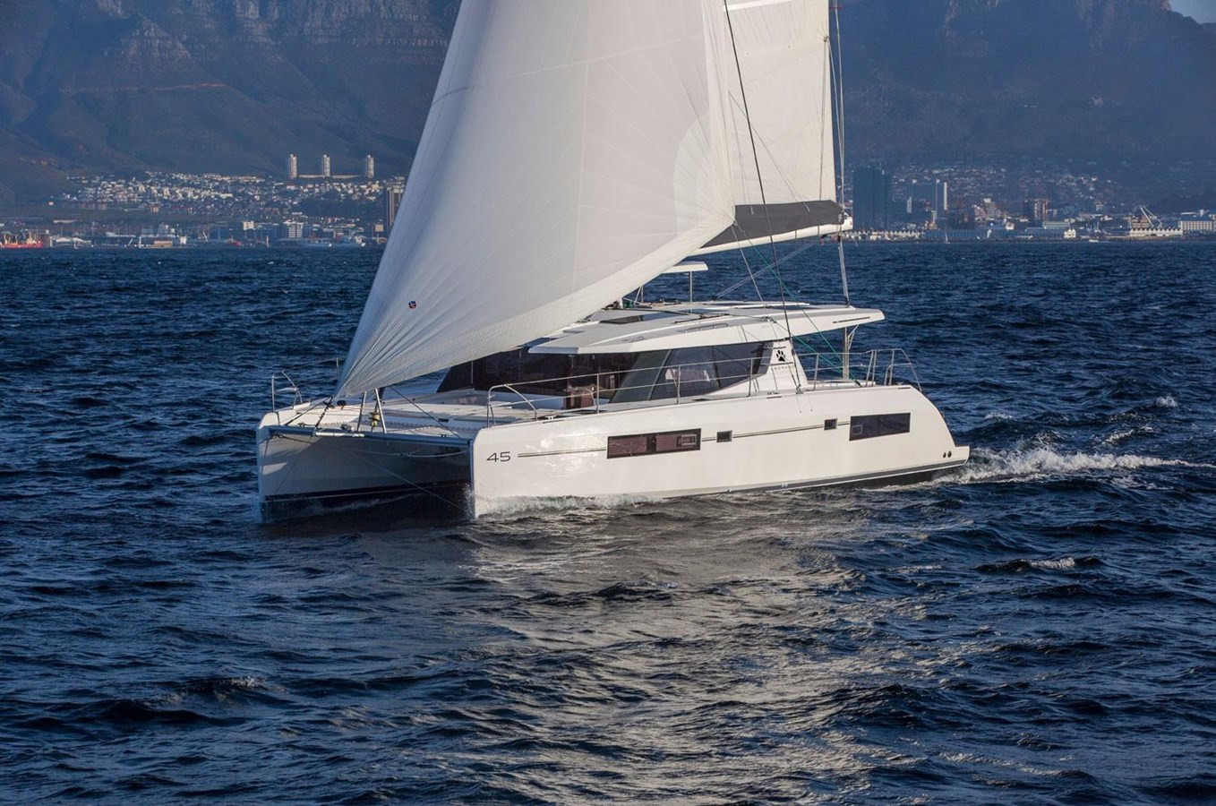 https://arconyachts.ams3.digitaloceanspaces.com/147844/conversions/large_2972926-optimize.jpg