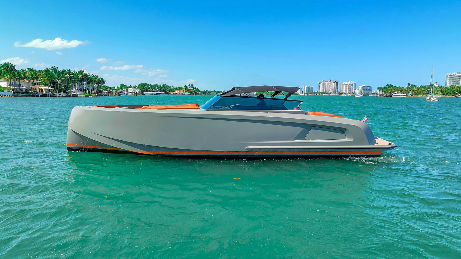 https://arconyachts.ams3.digitaloceanspaces.com/147985/conversions/large_3780092-optimize.jpg