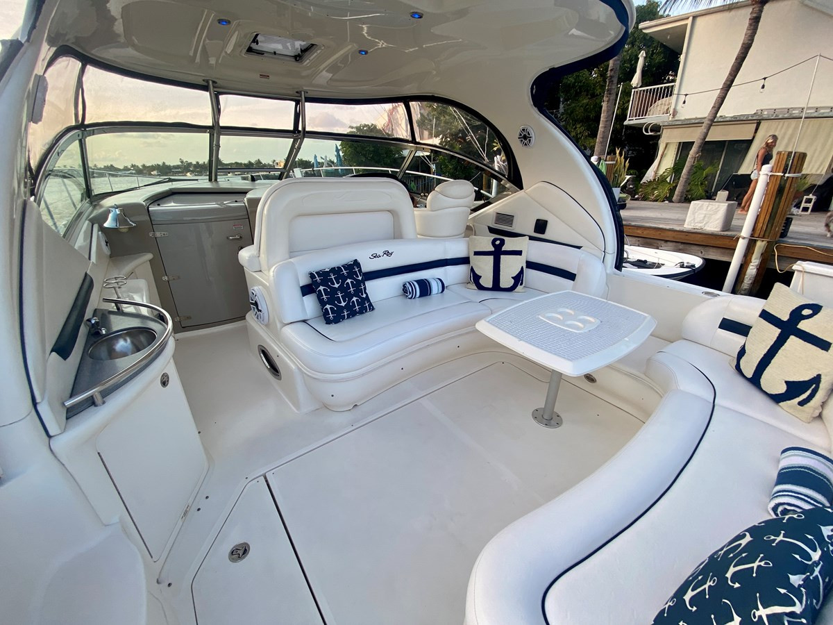 https://arconyachts.ams3.digitaloceanspaces.com/148008/conversions/large_3817306-optimize.jpg