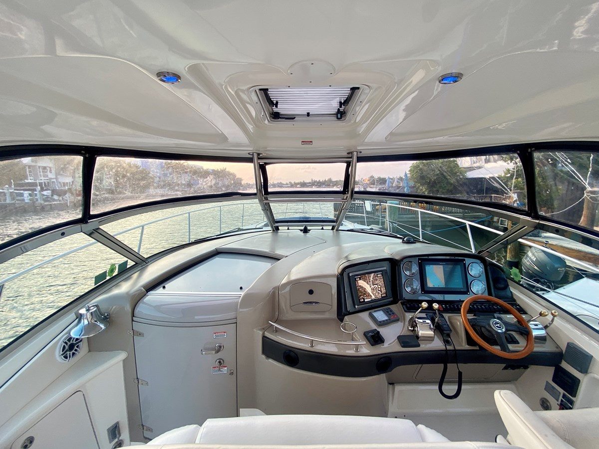 https://arconyachts.ams3.digitaloceanspaces.com/148023/conversions/large_3817313-optimize.jpg