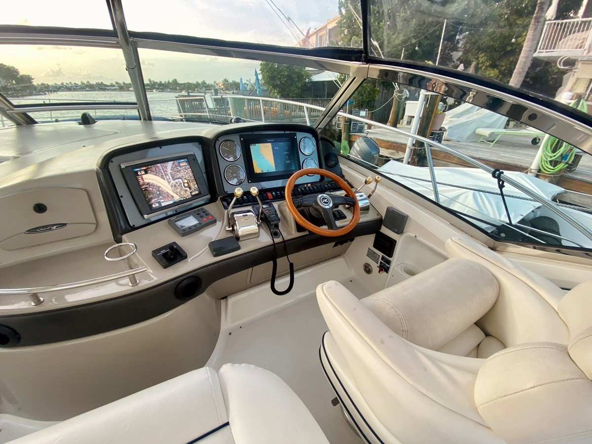https://arconyachts.ams3.digitaloceanspaces.com/148029/conversions/large_3817315-optimize.jpg