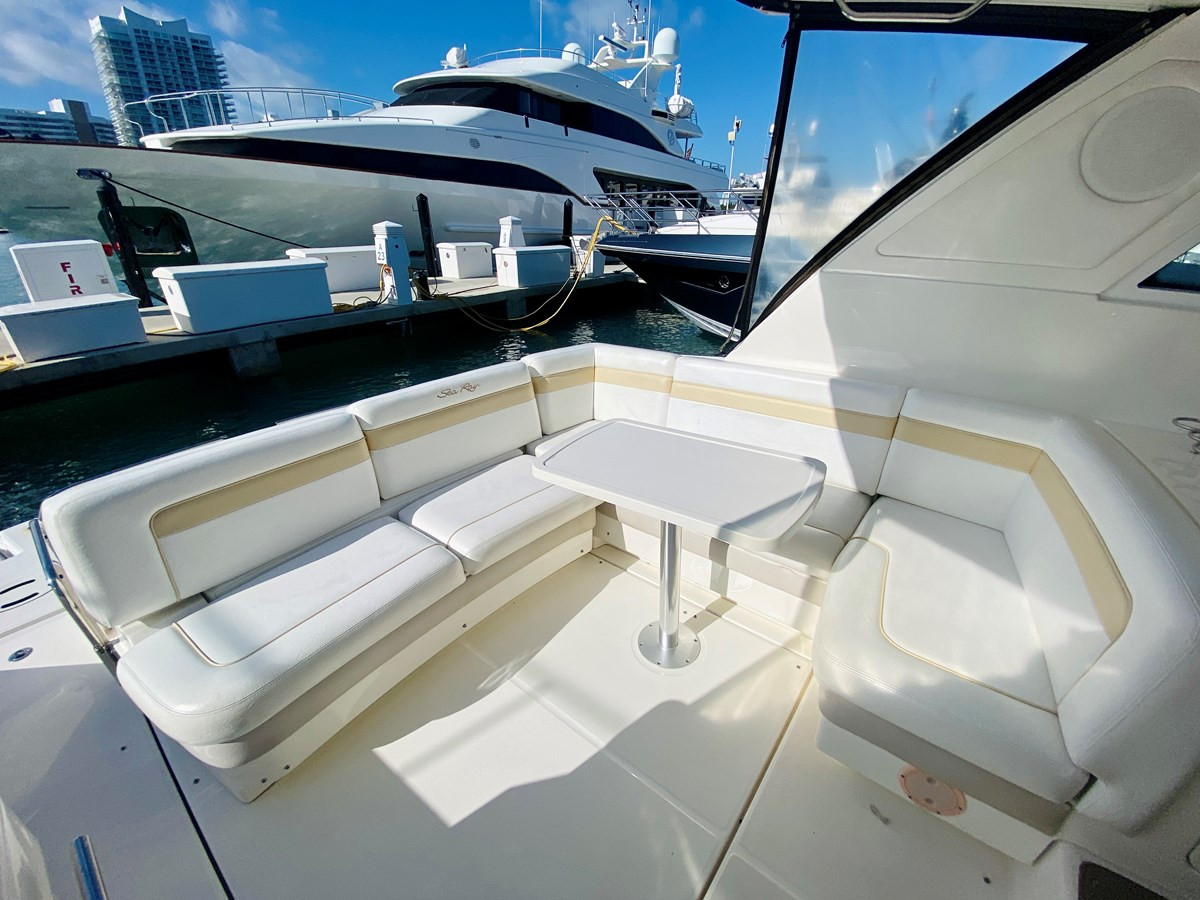 https://arconyachts.ams3.digitaloceanspaces.com/148067/conversions/large_3819857-optimize.jpg