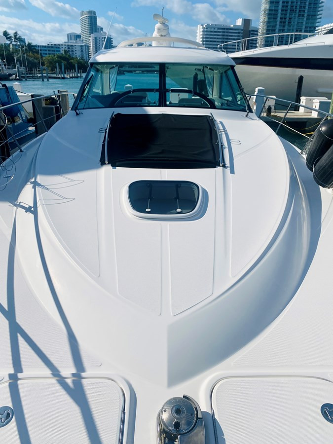 https://arconyachts.ams3.digitaloceanspaces.com/148126/conversions/large_3819877-optimize.jpg