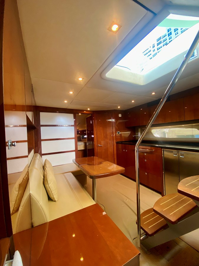 https://arconyachts.ams3.digitaloceanspaces.com/148141/conversions/large_3819882-optimize.jpg