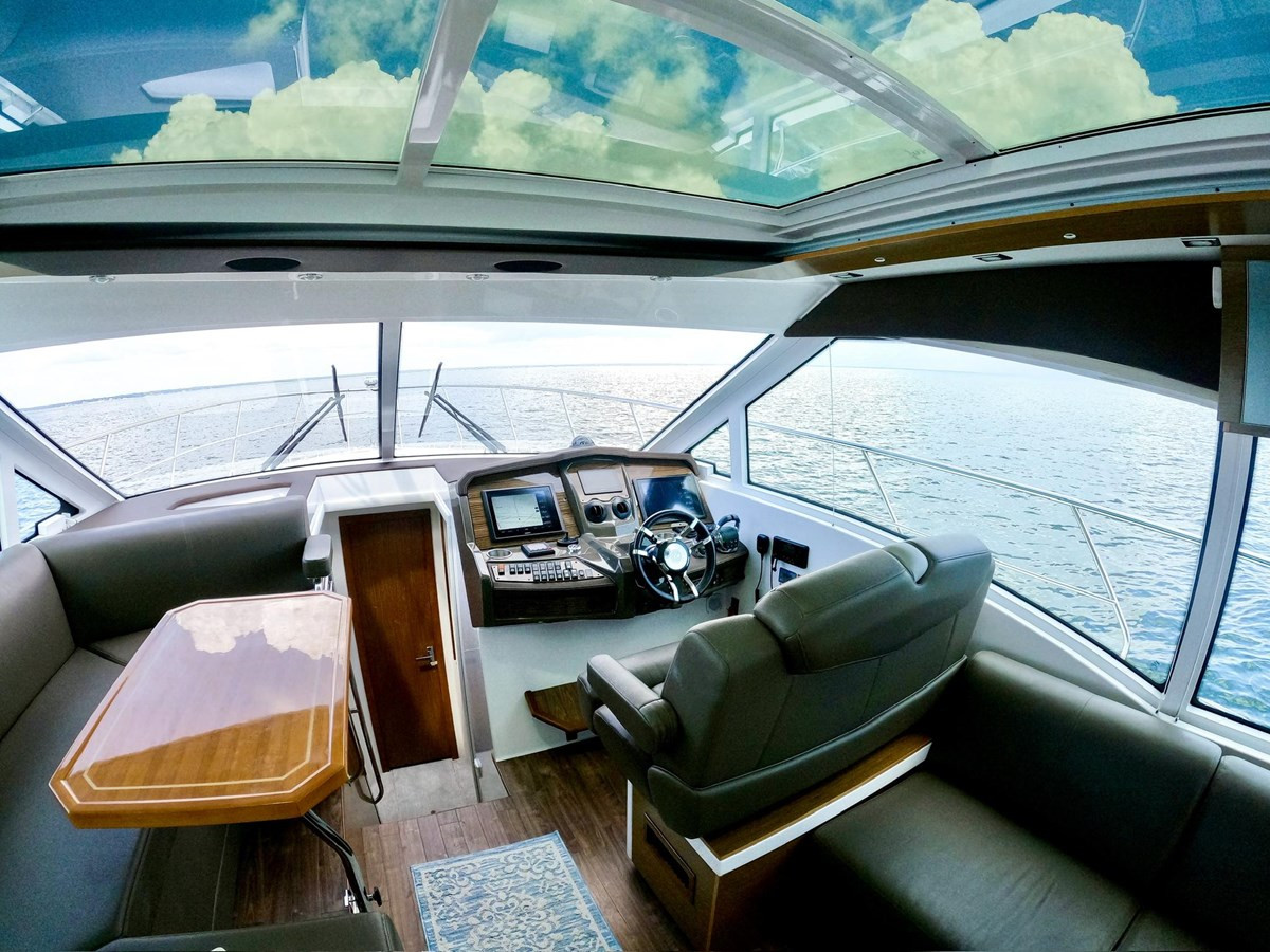 https://arconyachts.ams3.digitaloceanspaces.com/148319/conversions/large_3921831-optimize.jpg