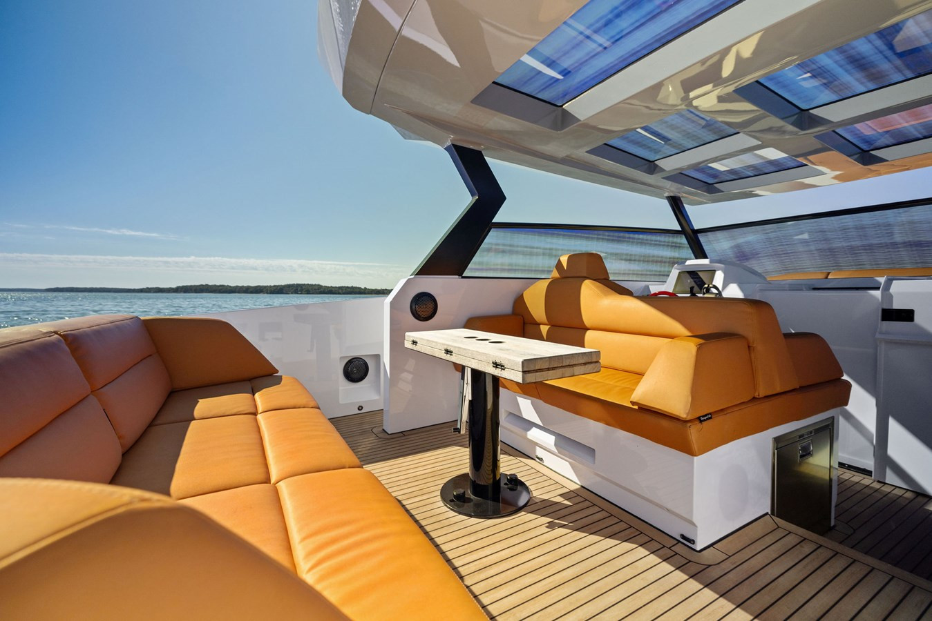 https://arconyachts.ams3.digitaloceanspaces.com/148363/conversions/large_3948229-optimize.jpg