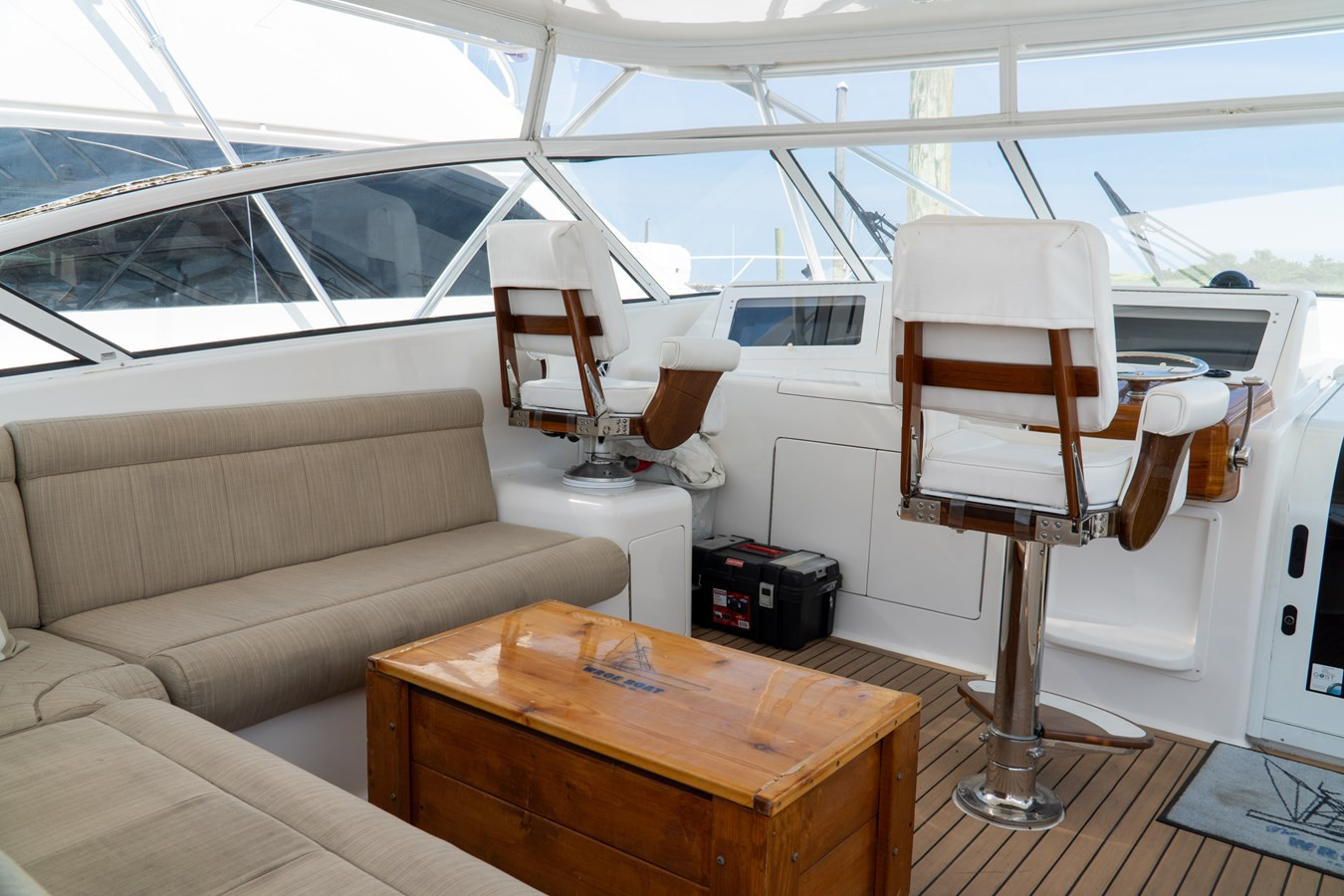 https://arconyachts.ams3.digitaloceanspaces.com/148394/conversions/large_4287640-optimize.jpg