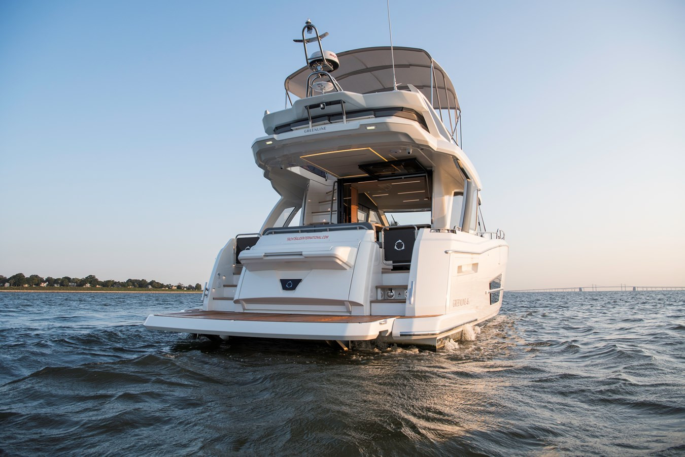 https://arconyachts.ams3.digitaloceanspaces.com/148513/conversions/large_4306901-optimize.jpg