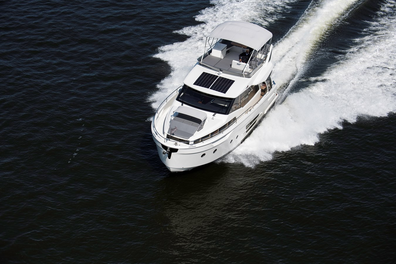 https://arconyachts.ams3.digitaloceanspaces.com/148543/conversions/large_4306923-optimize.jpg