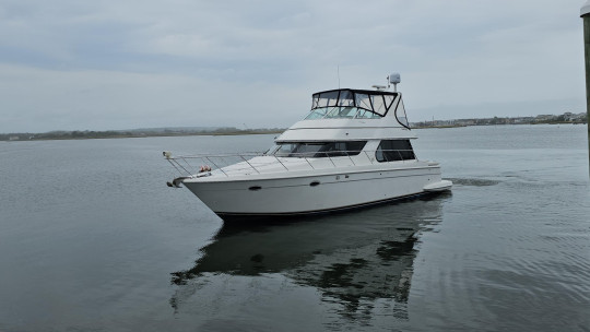 2000 CARVER 450 VOYAGER PILOTHOUSE