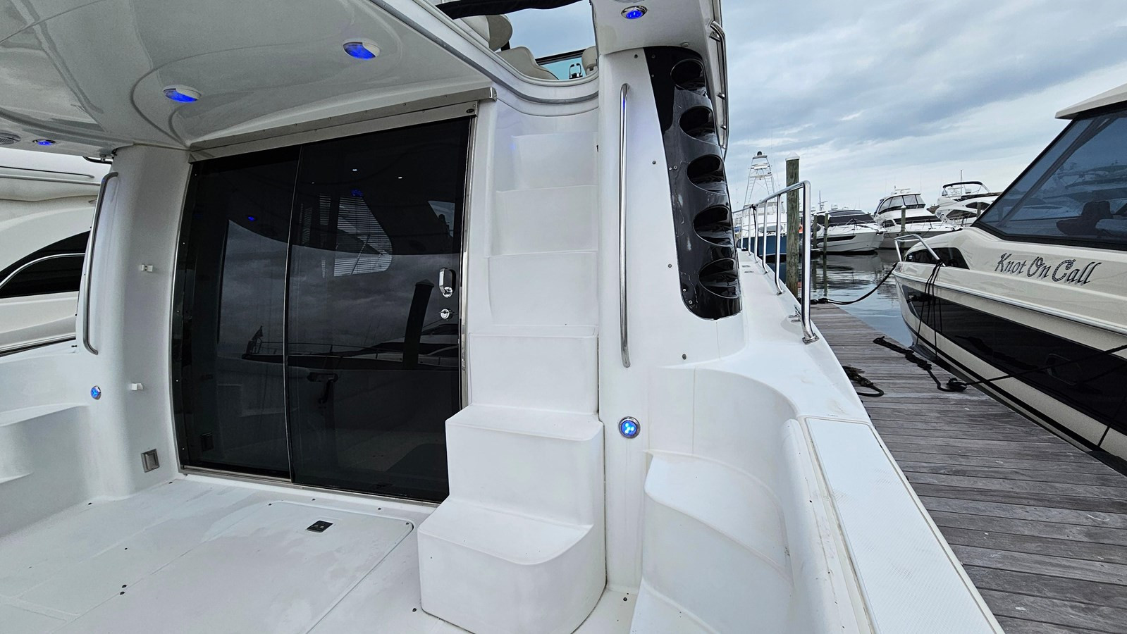 https://arconyachts.ams3.digitaloceanspaces.com/148715/conversions/large_4370003-optimize.jpg