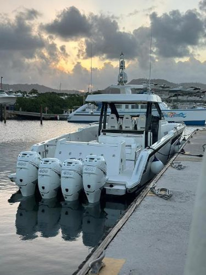 https://arconyachts.ams3.digitaloceanspaces.com/148748/conversions/large_4375954-optimize.jpg