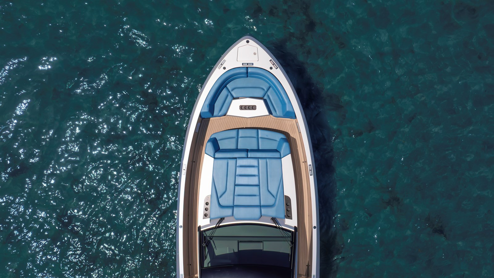 https://arconyachts.ams3.digitaloceanspaces.com/148768/conversions/large_4683416-optimize.jpg