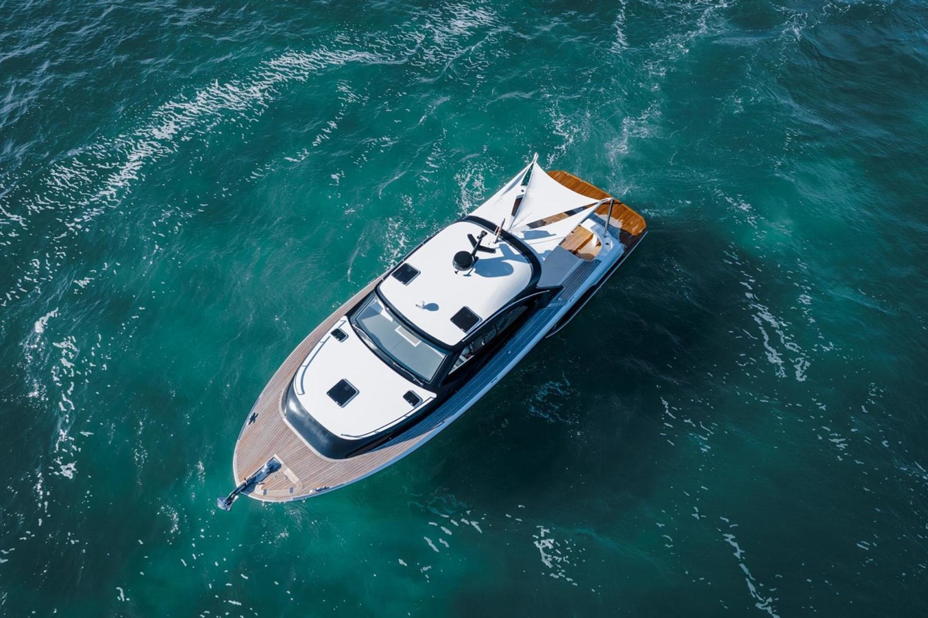 https://arconyachts.ams3.digitaloceanspaces.com/148869/conversions/large_4499589-optimize.jpg