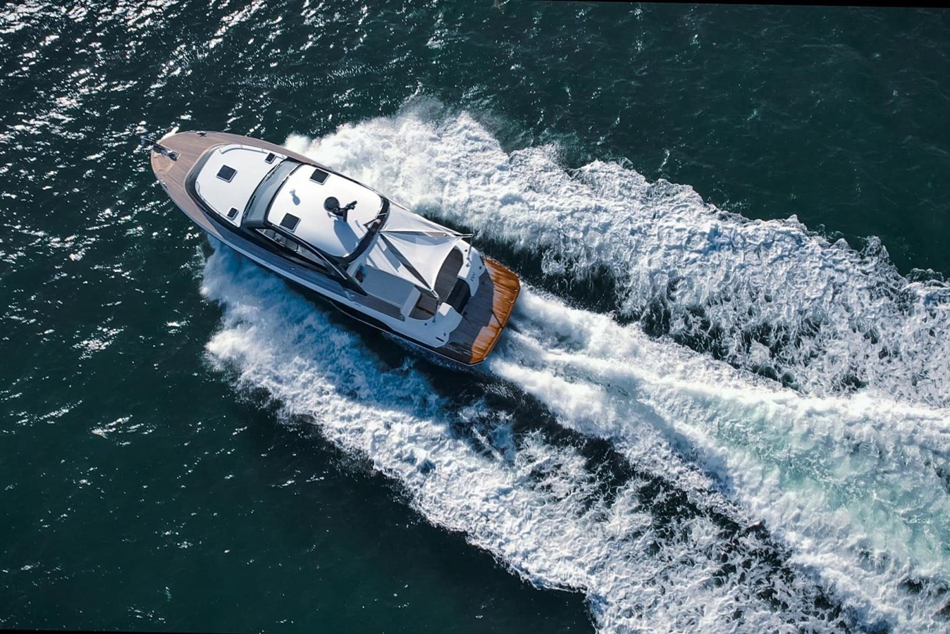 https://arconyachts.ams3.digitaloceanspaces.com/148885/conversions/large_4499594-optimize.jpg