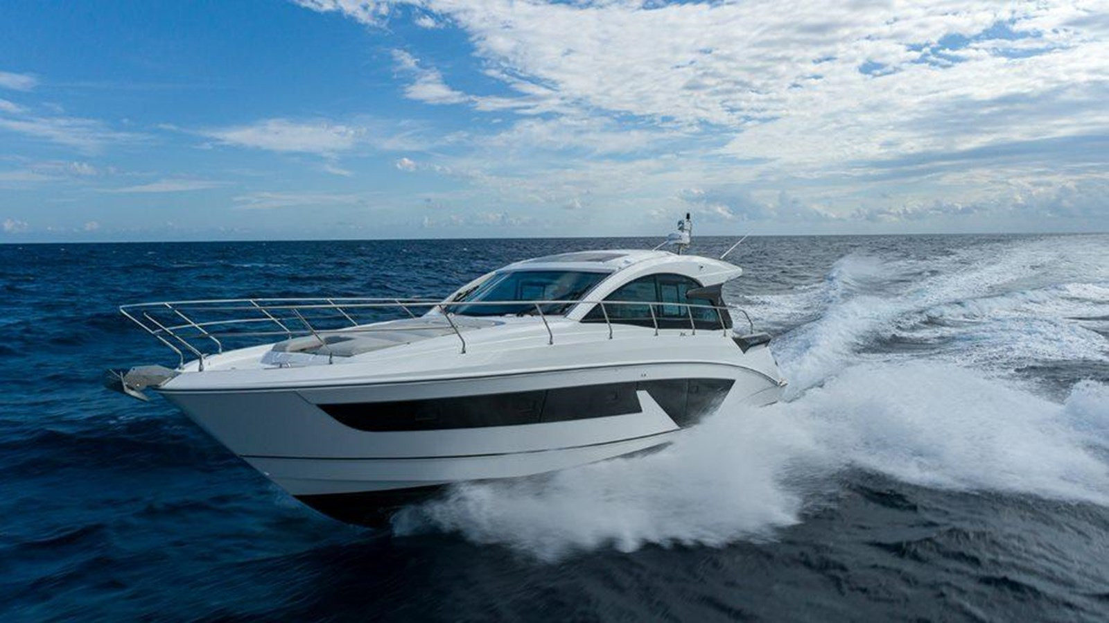 https://arconyachts.ams3.digitaloceanspaces.com/148931/conversions/large_4527334-optimize.jpg