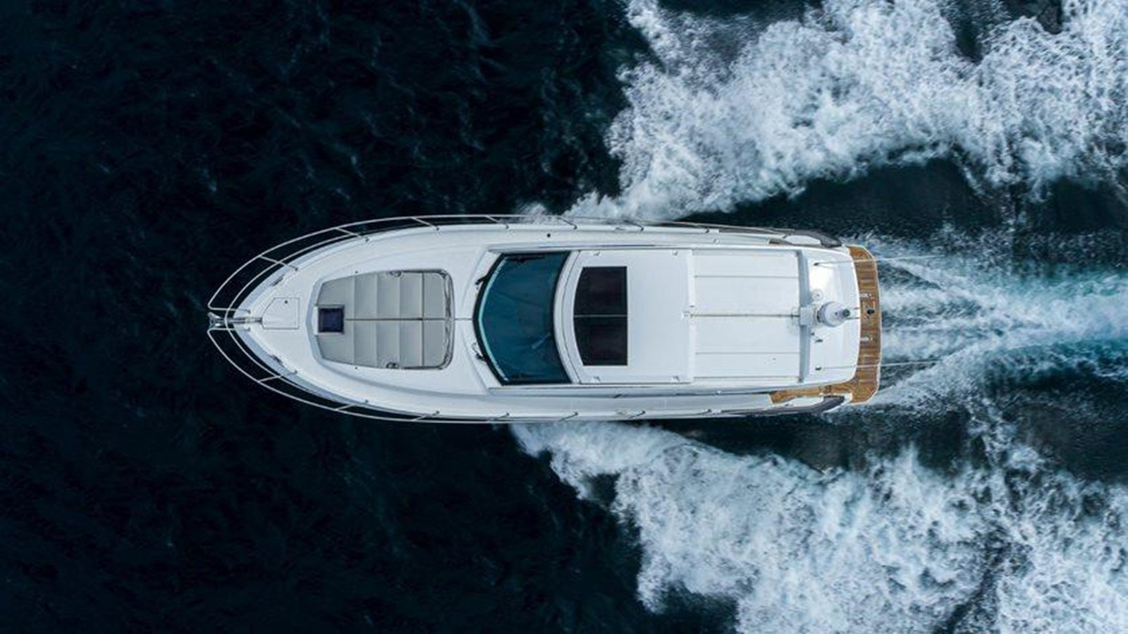 https://arconyachts.ams3.digitaloceanspaces.com/148940/conversions/large_4527337-optimize.jpg