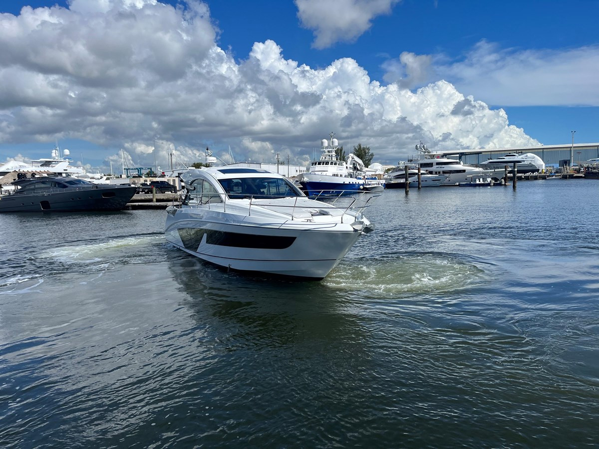 https://arconyachts.ams3.digitaloceanspaces.com/148948/conversions/large_4527340-optimize.jpg