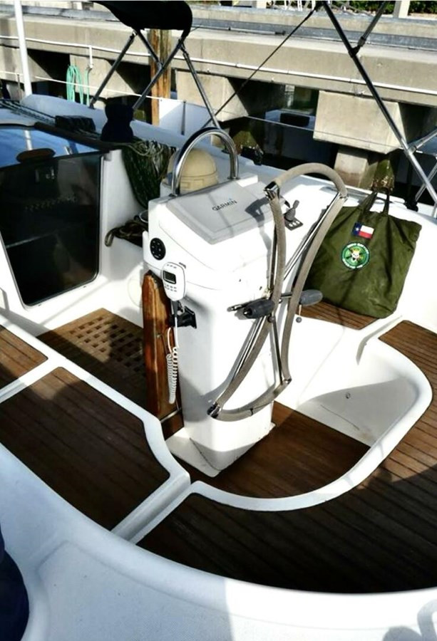 https://arconyachts.ams3.digitaloceanspaces.com/149065/conversions/large_4634060-optimize.jpg