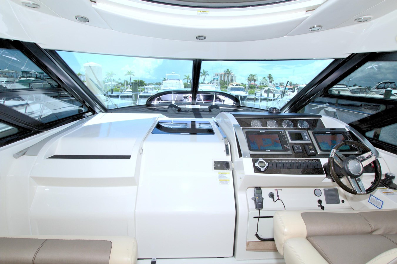 https://arconyachts.ams3.digitaloceanspaces.com/149146/conversions/large_4710393-optimize.jpg