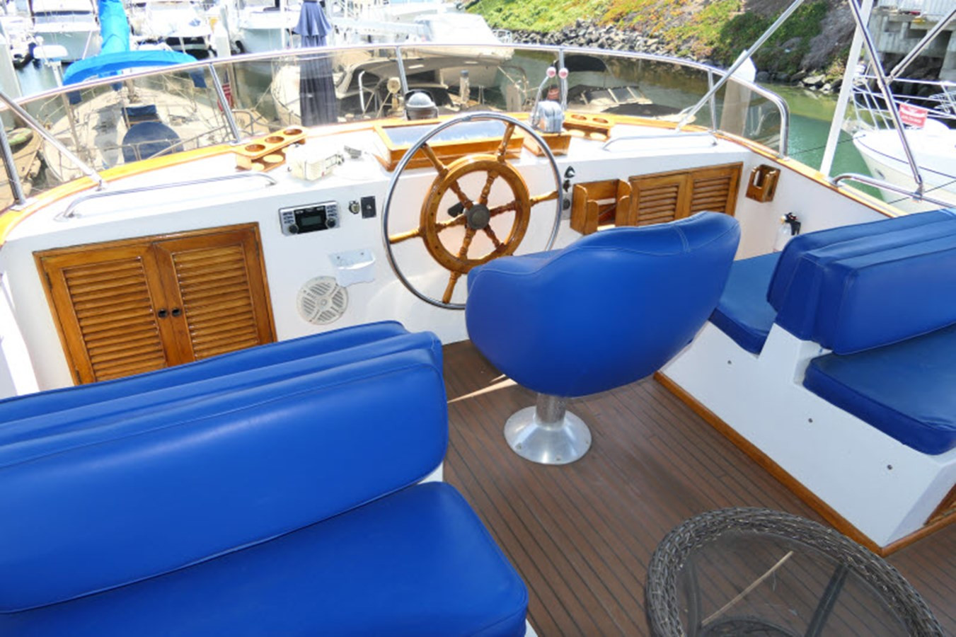 https://arconyachts.ams3.digitaloceanspaces.com/149351/conversions/large_4748644-optimize.jpg