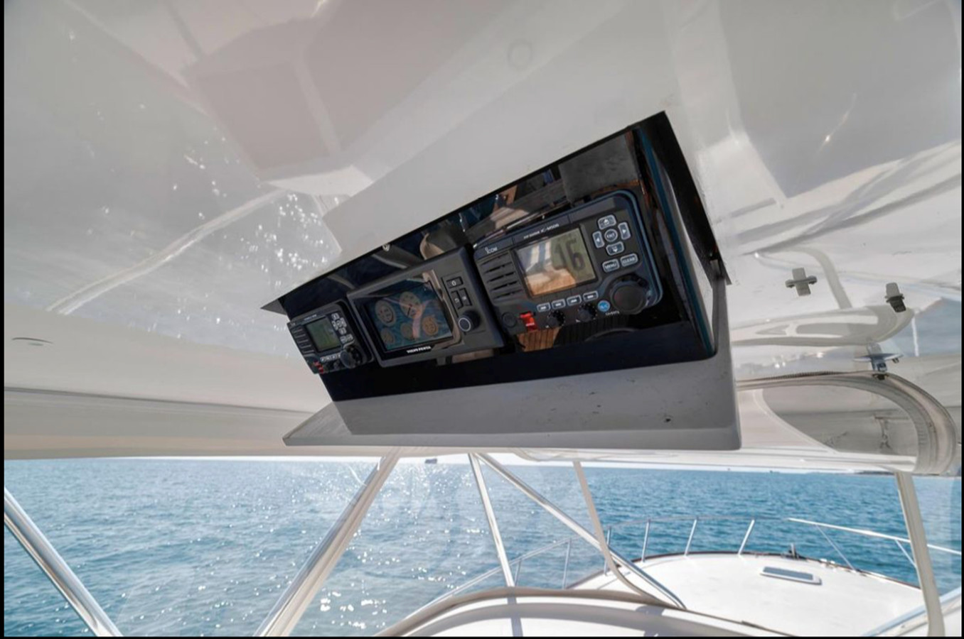 https://arconyachts.ams3.digitaloceanspaces.com/149365/conversions/large_4747399-optimize.jpg