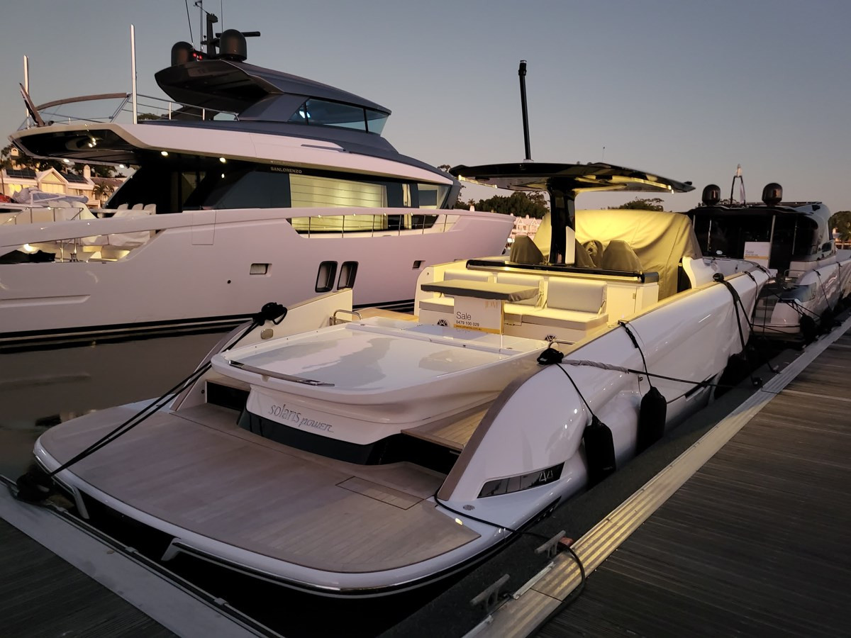 https://arconyachts.ams3.digitaloceanspaces.com/149425/conversions/large_4704551-optimize.jpg