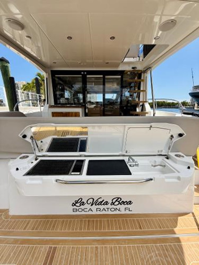 https://arconyachts.ams3.digitaloceanspaces.com/149645/conversions/large_4648316-optimize.jpg