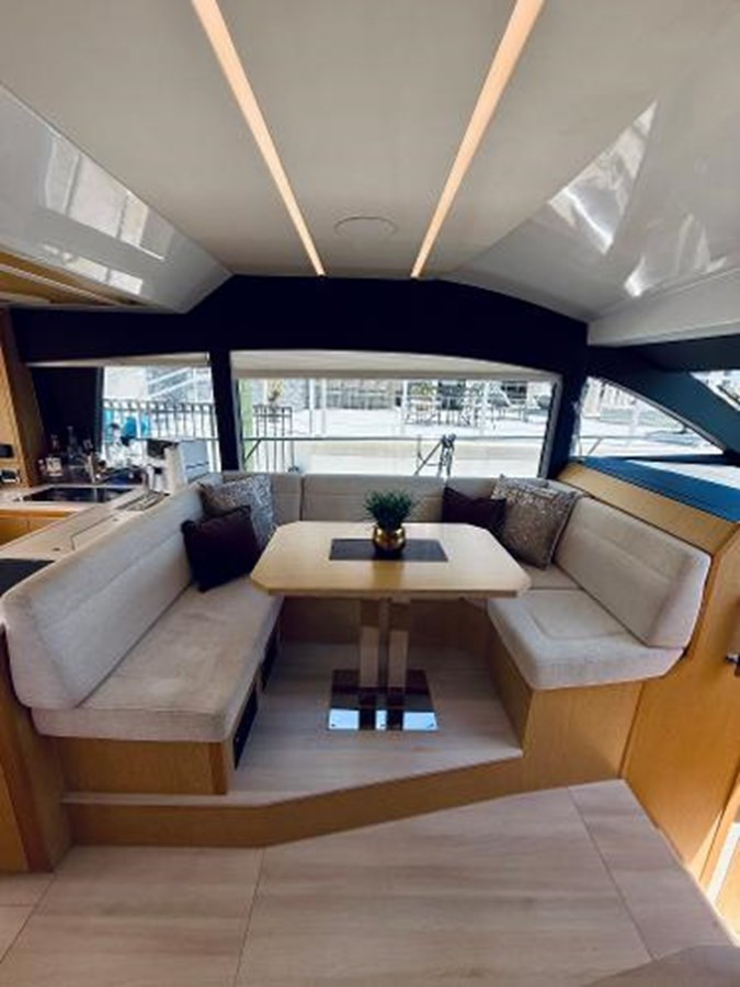 https://arconyachts.ams3.digitaloceanspaces.com/149731/conversions/large_4648350-optimize.jpg