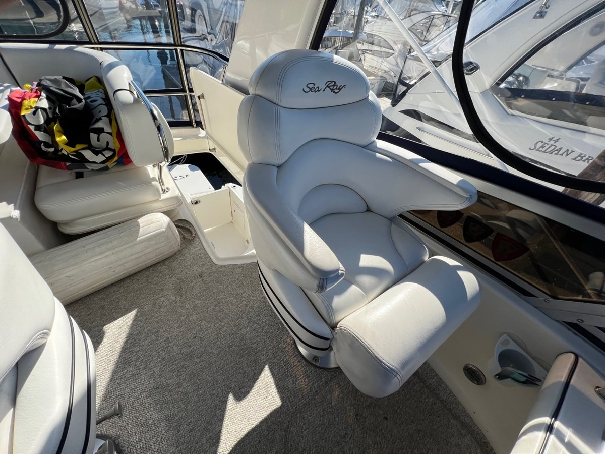 https://arconyachts.ams3.digitaloceanspaces.com/149936/conversions/large_3661954-optimize.jpg