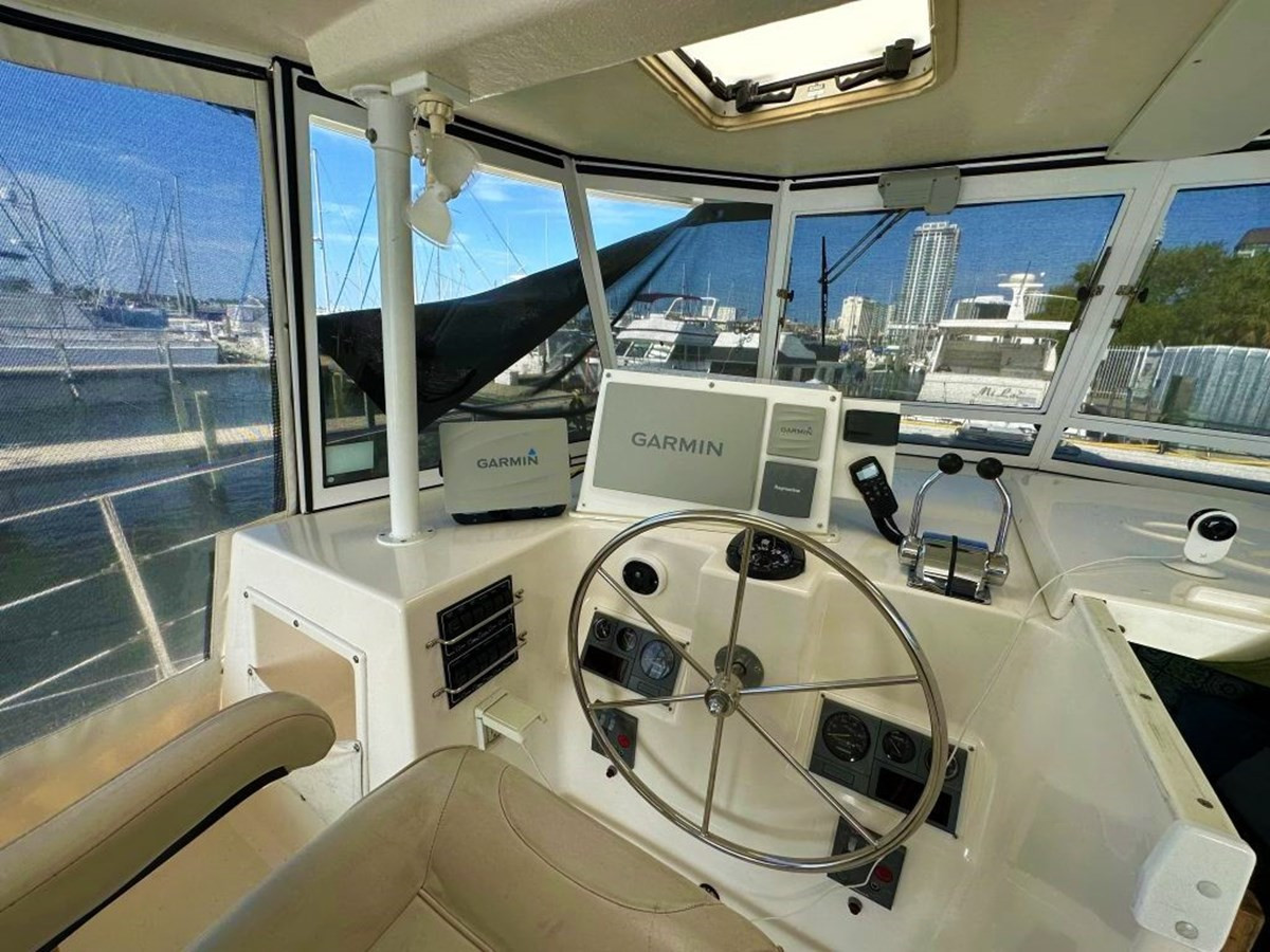 https://arconyachts.ams3.digitaloceanspaces.com/150001/conversions/large_3880781-optimize.jpg