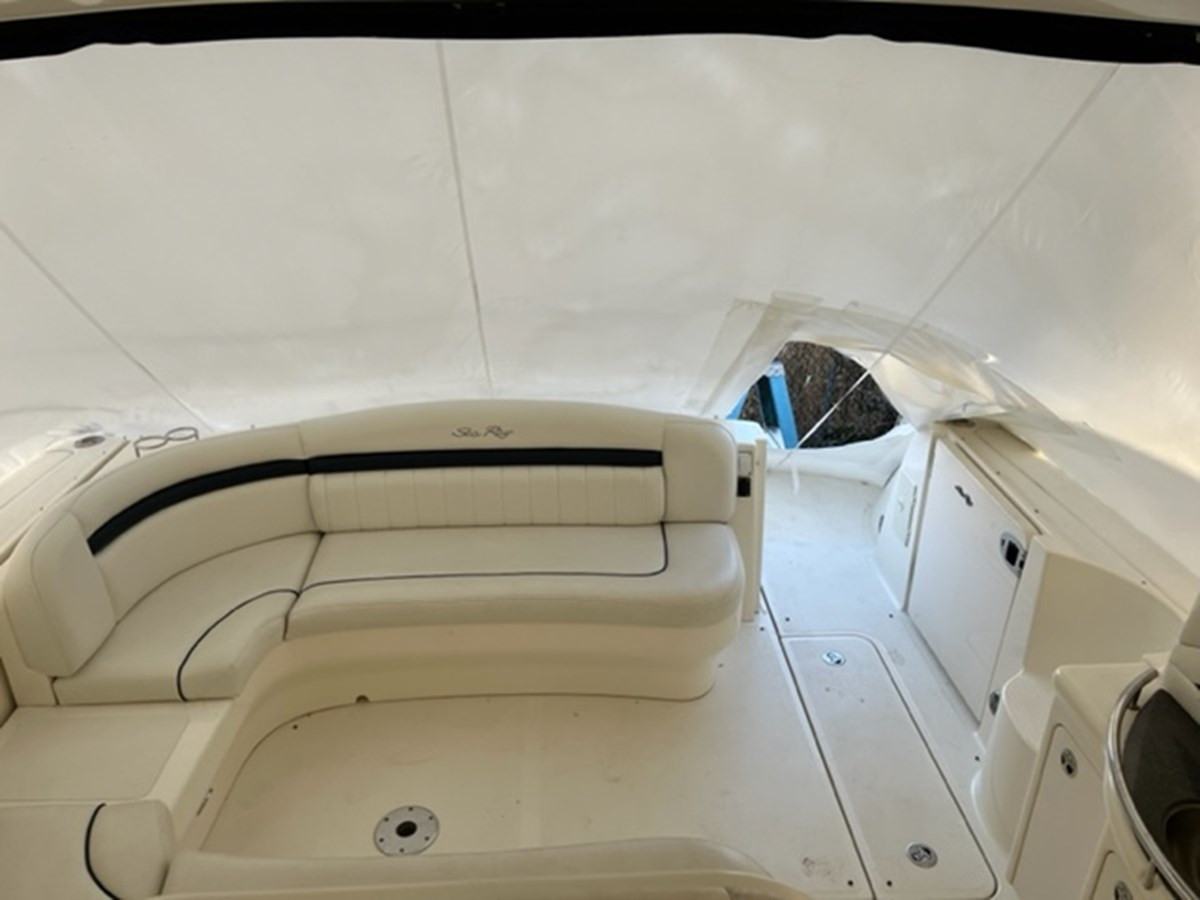 https://arconyachts.ams3.digitaloceanspaces.com/150016/conversions/large_3710316-optimize.jpg