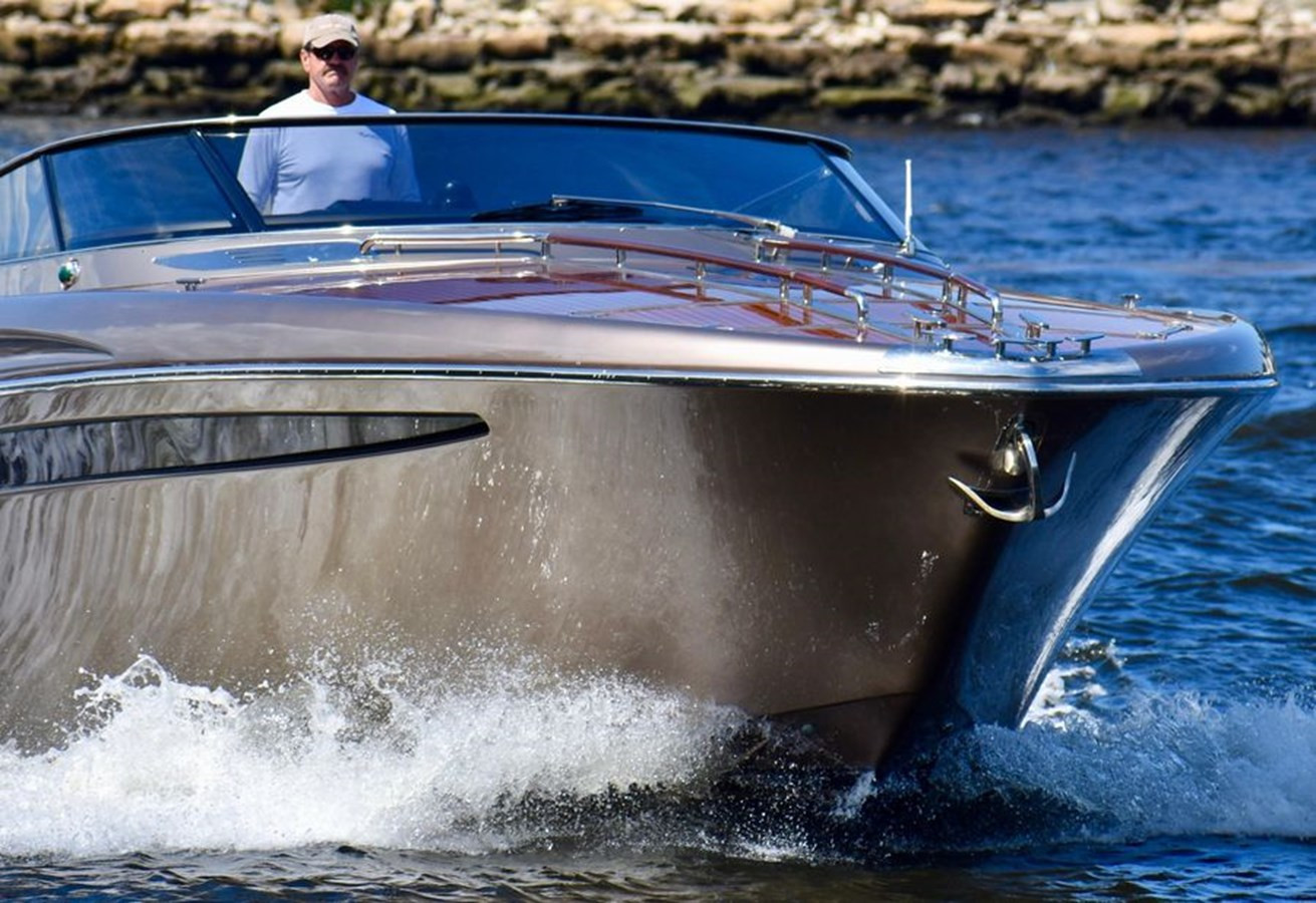 https://arconyachts.ams3.digitaloceanspaces.com/150172/conversions/large_2798205-optimize.jpg
