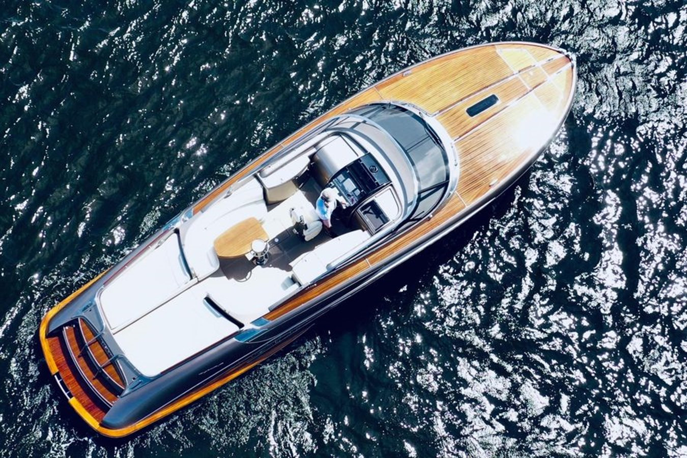 https://arconyachts.ams3.digitaloceanspaces.com/150263/conversions/large_2798237-optimize.jpg