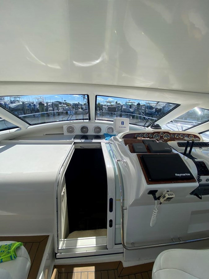 https://arconyachts.ams3.digitaloceanspaces.com/150331/conversions/large_3153300-optimize.jpg