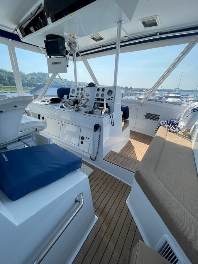 https://arconyachts.ams3.digitaloceanspaces.com/150345/conversions/large_3528492-optimize.jpg