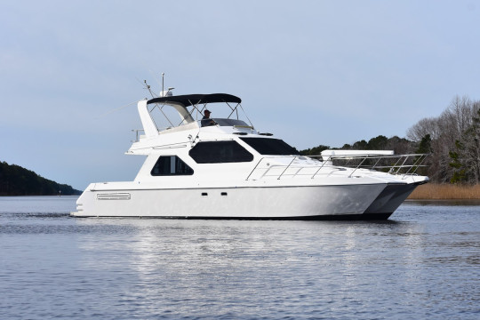 2001 MOTOR YACHT SPORTS CAT 44