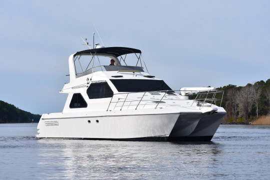 2001 MOTOR YACHT SPORTS CAT 44