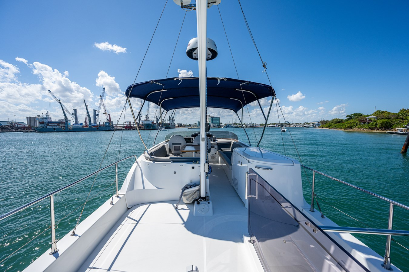 https://arconyachts.ams3.digitaloceanspaces.com/150632/conversions/large_4147478-optimize.jpg
