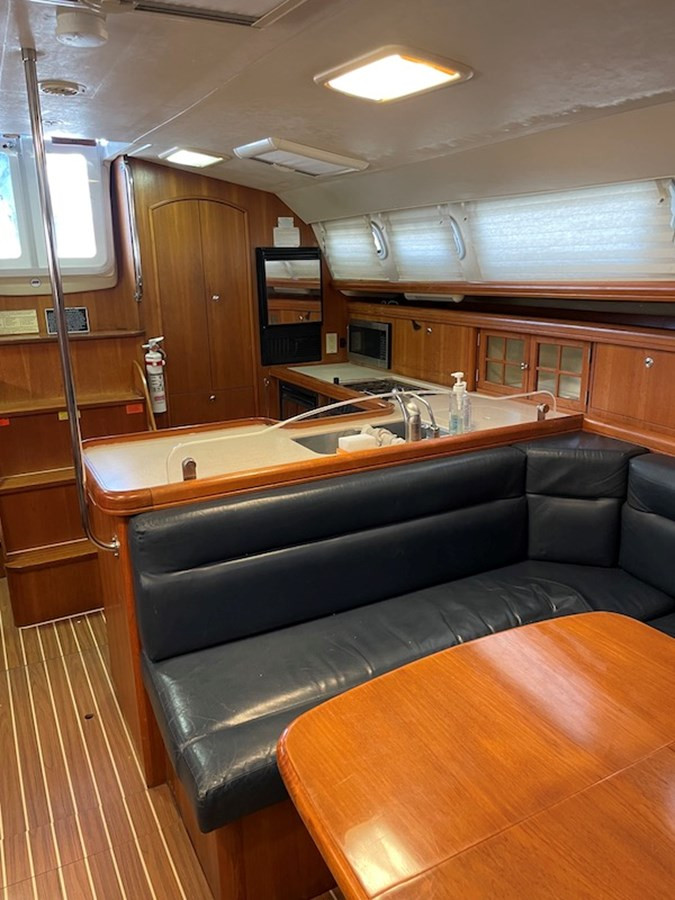 https://arconyachts.ams3.digitaloceanspaces.com/150822/conversions/large_4595611-optimize.jpg