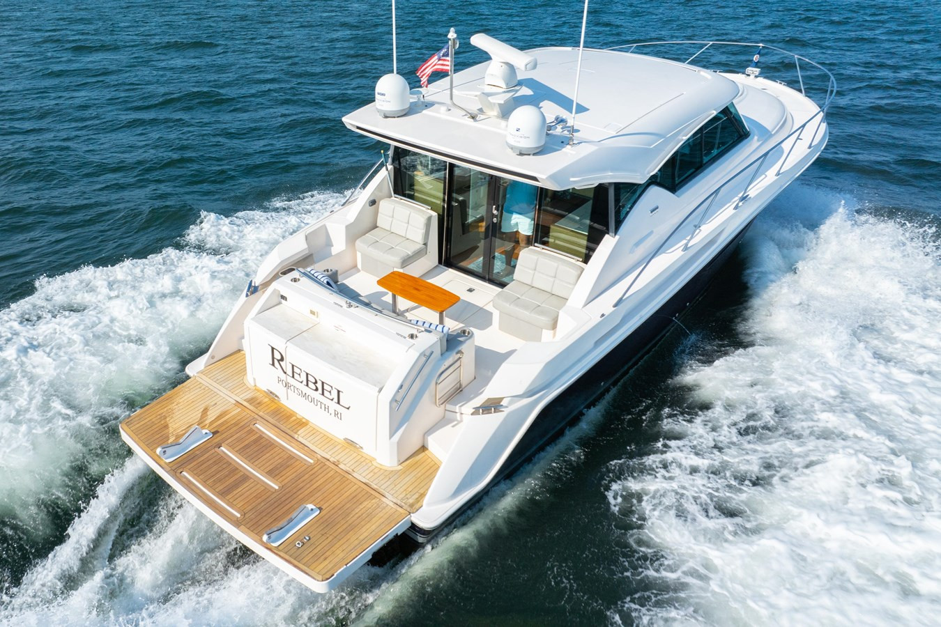 https://arconyachts.ams3.digitaloceanspaces.com/150863/conversions/large_4287501-optimize.jpg