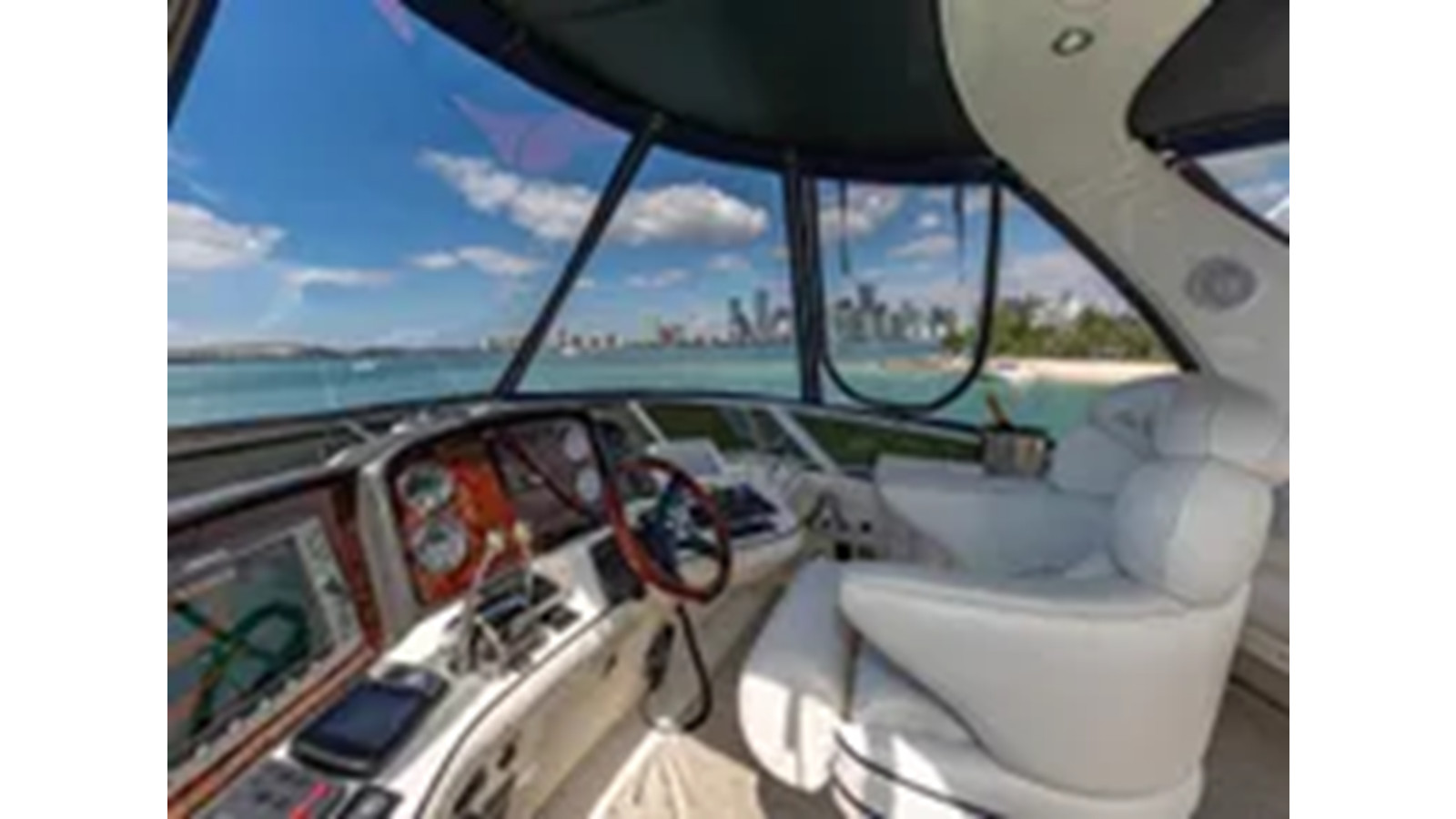 https://arconyachts.ams3.digitaloceanspaces.com/150885/conversions/large_4289683-optimize.jpg