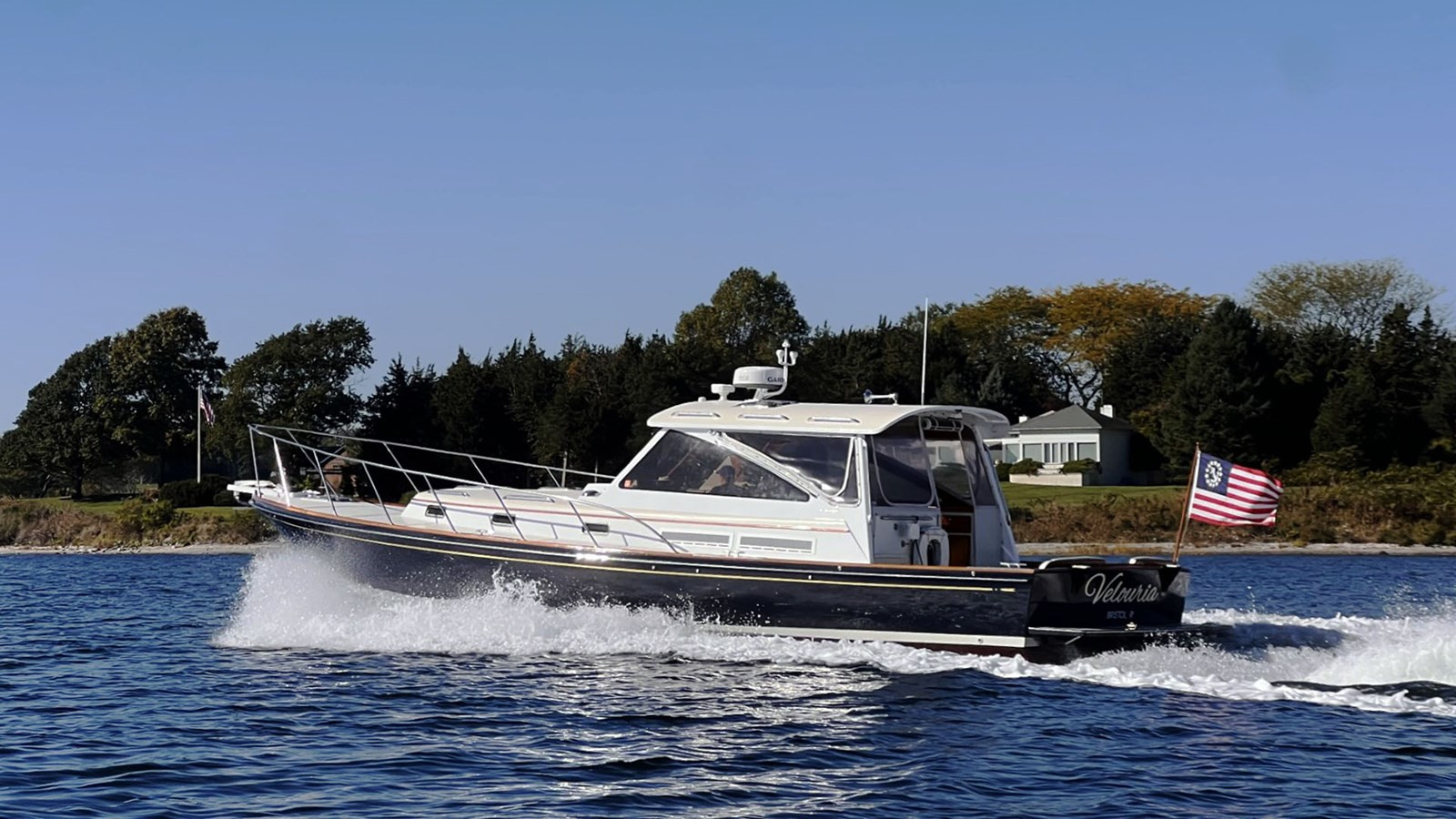 https://arconyachts.ams3.digitaloceanspaces.com/151023/conversions/large_4424716-optimize.jpg