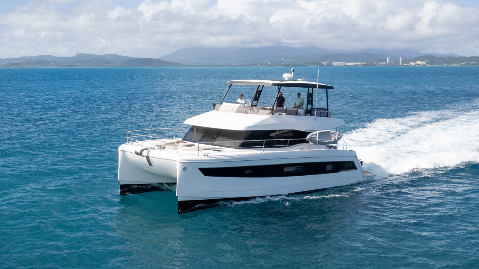 https://arconyachts.ams3.digitaloceanspaces.com/151054/conversions/large_4544154-optimize.jpg