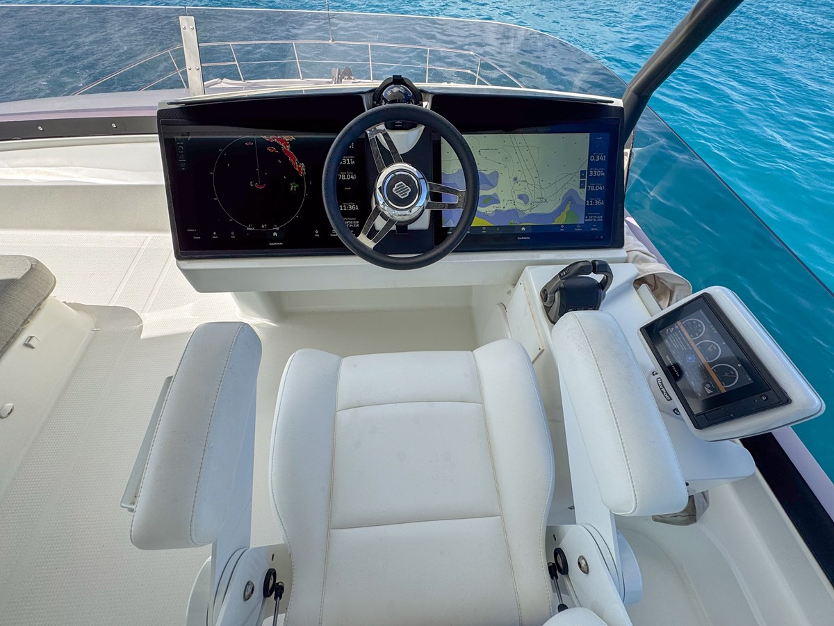 https://arconyachts.ams3.digitaloceanspaces.com/151176/conversions/large_4544194-optimize.jpg