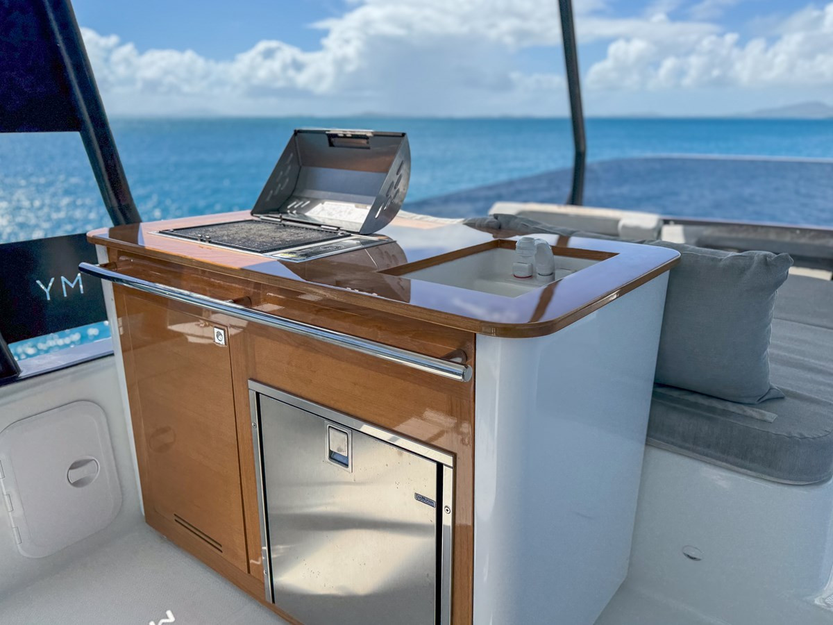 https://arconyachts.ams3.digitaloceanspaces.com/151188/conversions/large_4544198-optimize.jpg