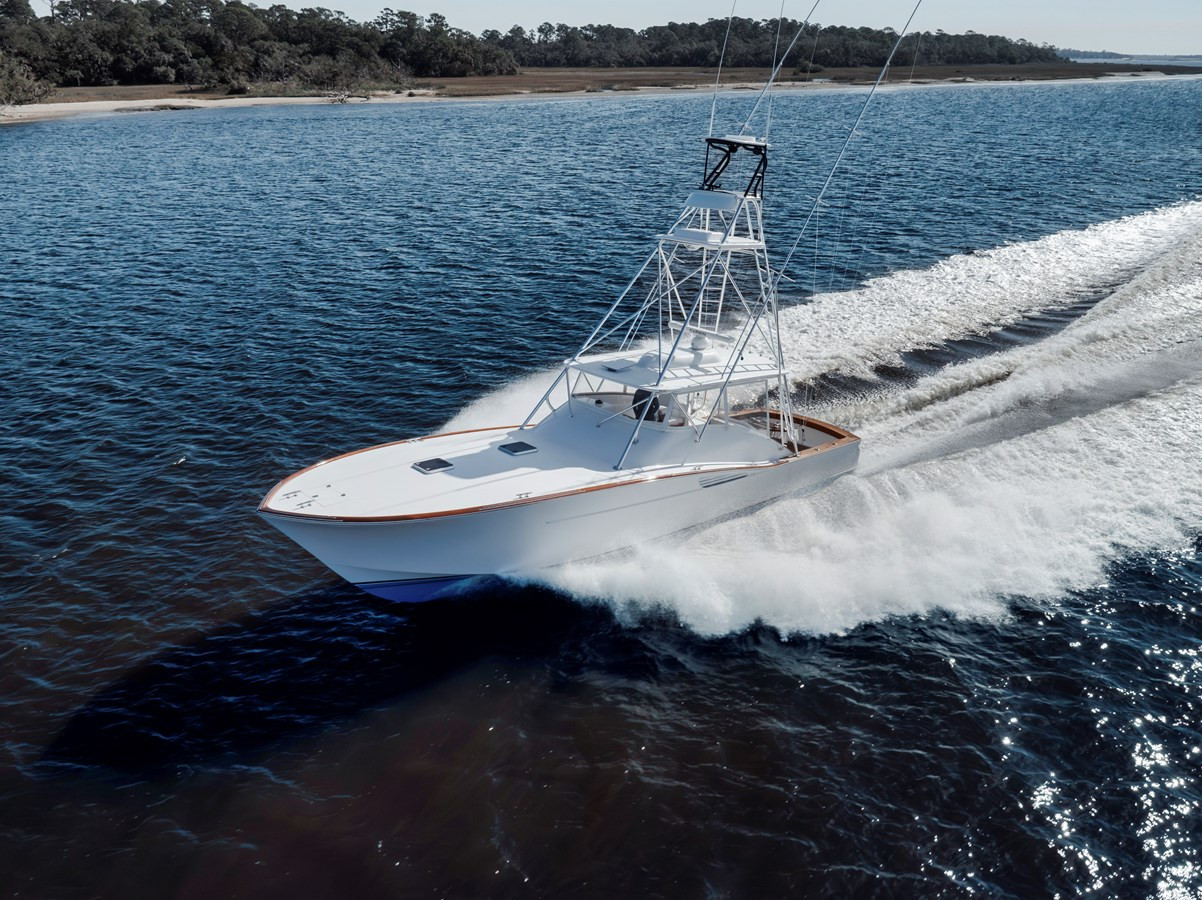 https://arconyachts.ams3.digitaloceanspaces.com/151338/conversions/large_4599596-optimize.jpg