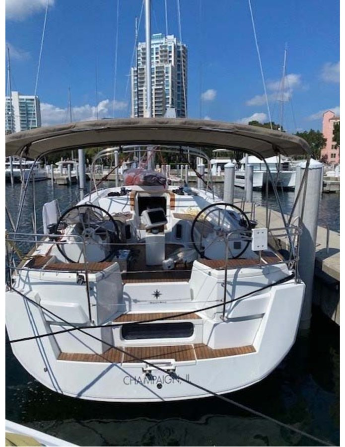 https://arconyachts.ams3.digitaloceanspaces.com/151484/conversions/large_4637888-optimize.jpg
