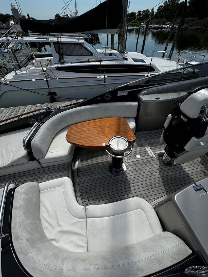 https://arconyachts.ams3.digitaloceanspaces.com/151549/conversions/large_4668650-optimize.jpg